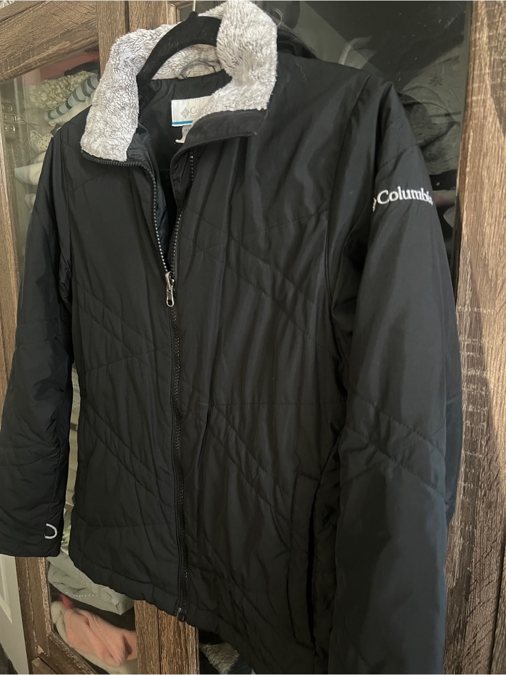 Columbia Women's Black Jacket with Gray Sherpa Collar